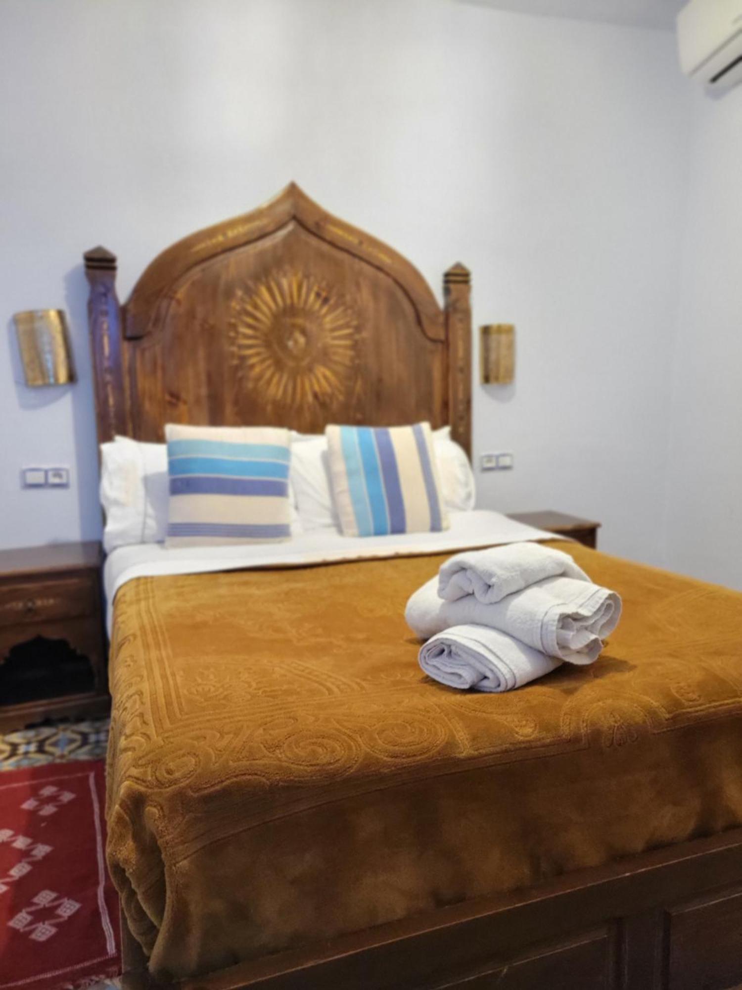 Dar Solaiman Hotel เชฟชาอูน ภายนอก รูปภาพ
